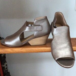 Eileen Fisher Metallic Wedge Sandals